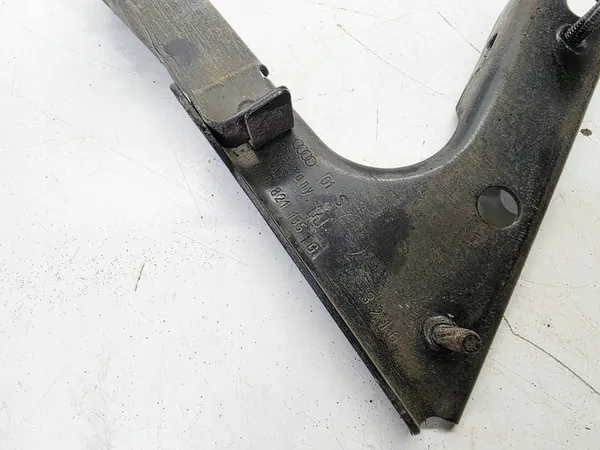 Supporto di montaggio parafango anteriore sinistro Audi A5 8T 8T0821135G image 3