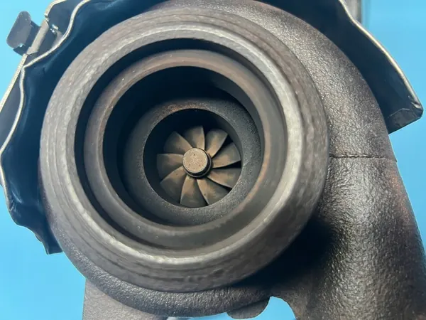 Turbo compresor KKK original Audi Seat Skoda Volkswagen 1.6 TDI image 6