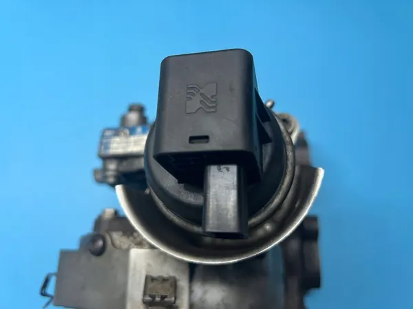 Turbo compresor KKK original Audi Seat Skoda Volkswagen 1.6 TDI image 9