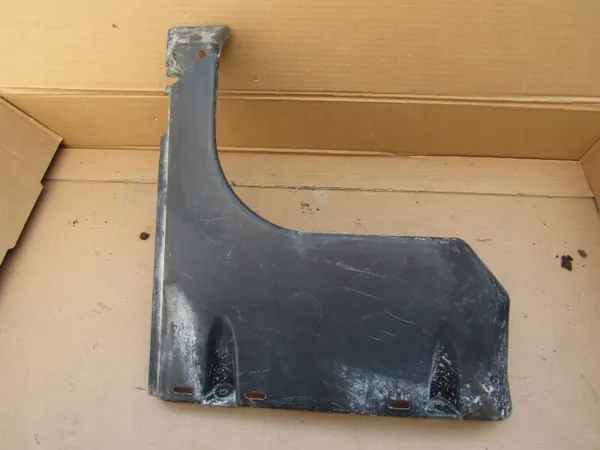 Protection de plancher Mercedes W124 - Pièce OE d'origine image 2
