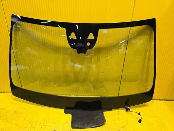 Mercedes-Benz GLE W167 Vindruta OEM A1676701002 image 2