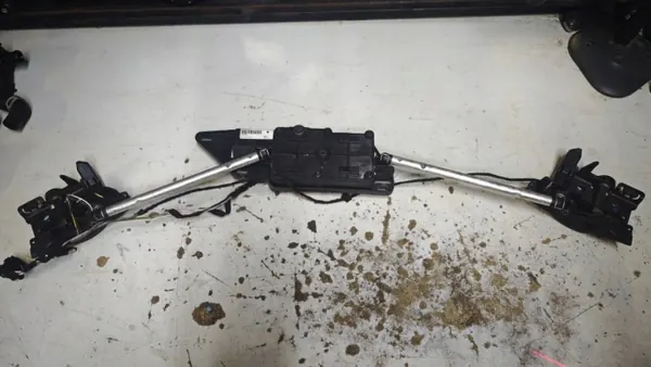 Audi A5 8T takluckemotor OEM 0390203355 image 2