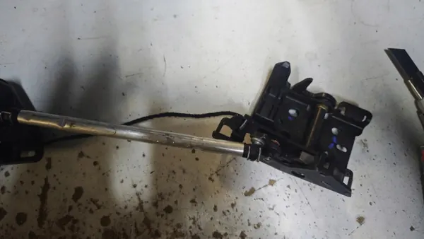 Audi A5 8T takluckemotor OEM 0390203355 image 5