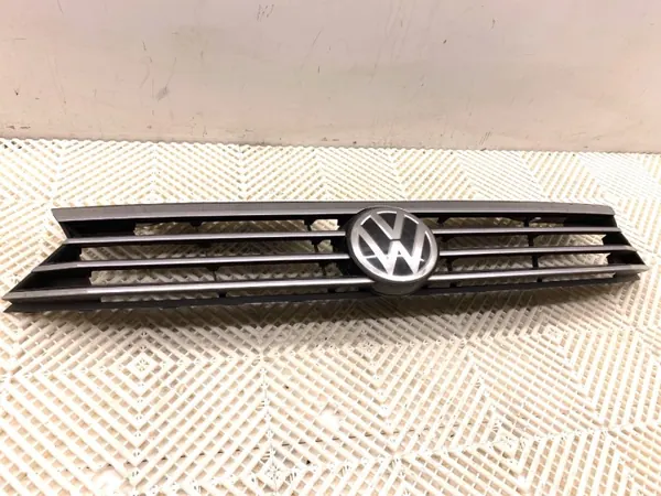 Grille OEM 3G0853653 pour VW Passat B8 Break image 3
