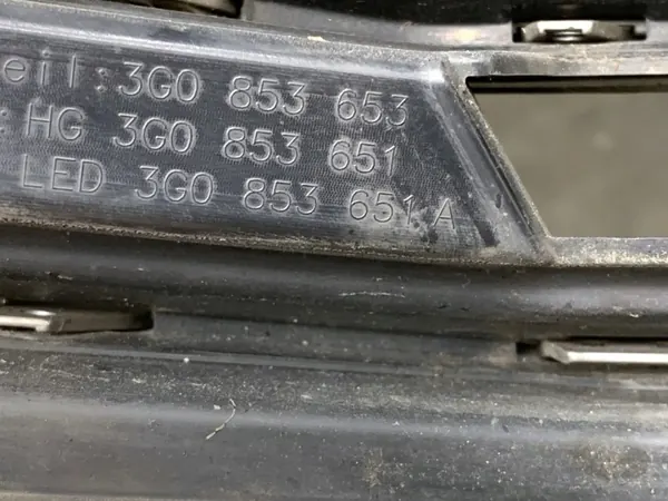 Grille OEM 3G0853653 pour VW Passat B8 Break image 5