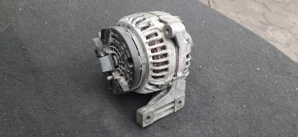Vaihtovirtageneraattori Volvo 2.4D XC90 OE 30667788 image 6