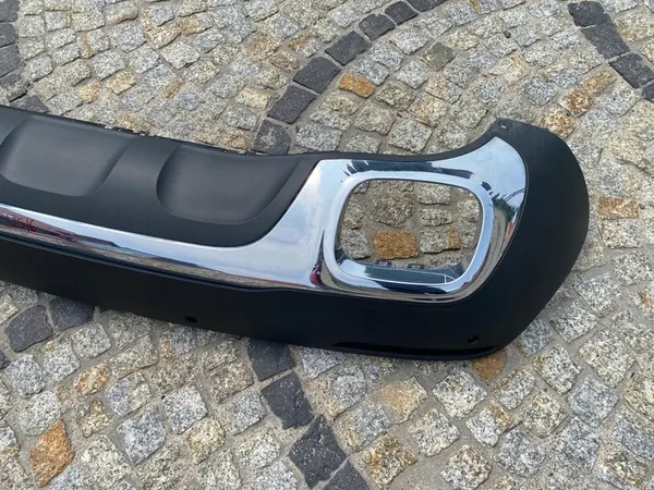 MERCEDES 247 GLB Bakre Stötfångare Spoiler Krom - OEM image 7