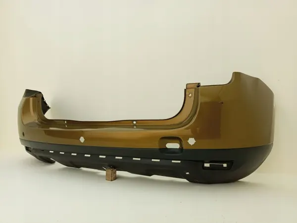 Dacia Duster I Achterbumper OEM 850220033R Gebruikt image 4