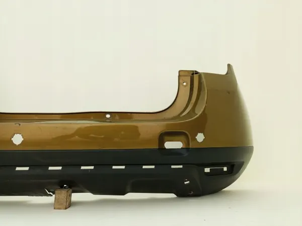 Dacia Duster I Achterbumper OEM 850220033R Gebruikt image 8