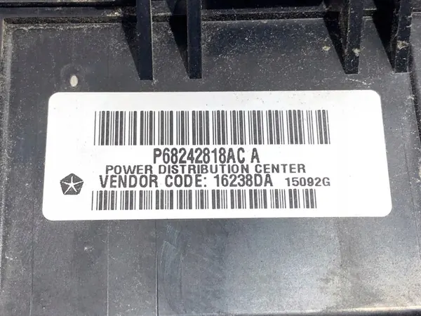 Caixa de Fusíveis Jeep Grand Cherokee WK 3.0 250CV P68242818AC image 5