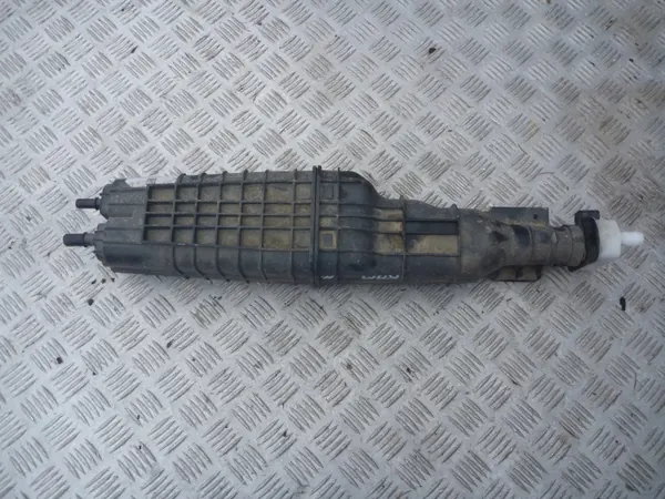 Filtre à charbon vapeur carburant OEM 52029888AC Dodge RAM 19- image 2