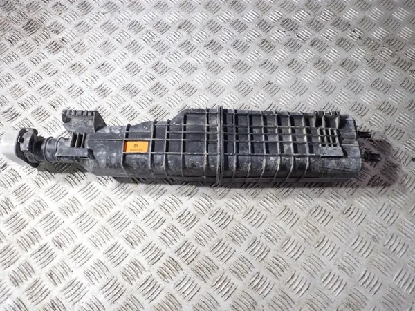 Filtre à charbon vapeur carburant OEM 52029888AC Dodge RAM 19- image 8