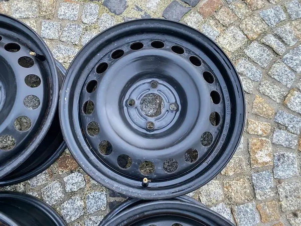 Complete Wielen Renault Dacia Lodgy 6J 15 ET40 OEM 403004679R image 4
