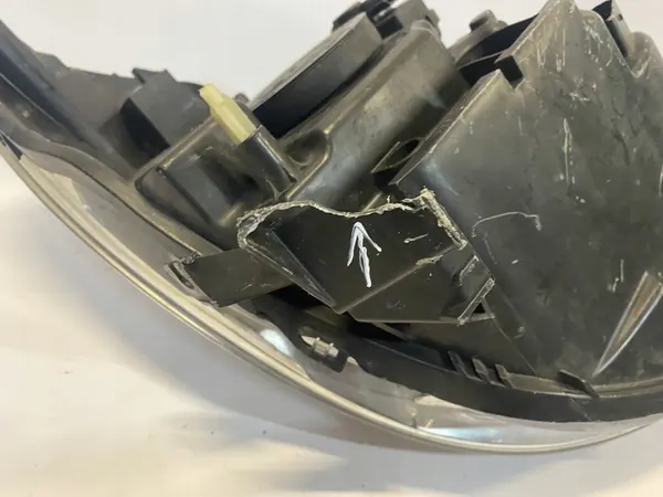 FARO ESQUERDO RENAULT CLIO III 05-09 image 8