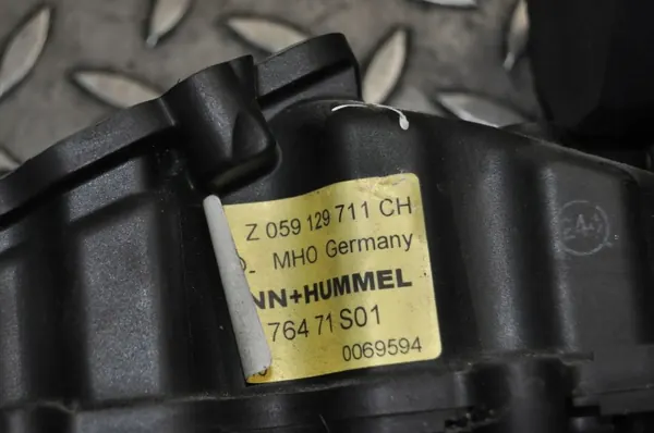 Collecteur d'admission AUDI A4 B8 059129086L 3.0L Diesel image 3