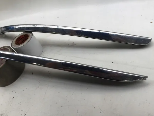 Audi A6 C6 Lift Etupuskuri 4F0807489 image 3