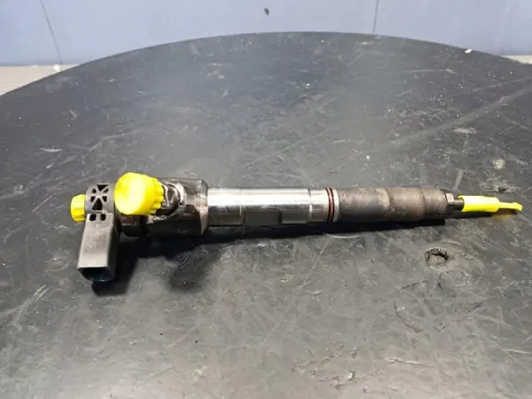 Inyector Skoda OE OEM 04L130277AE para Superb III image 2
