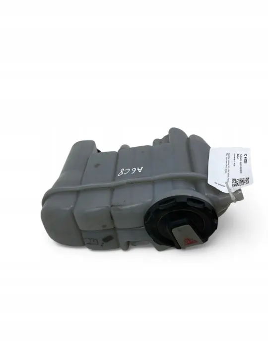 Audi A6 S6 C8 2018 Koelvloeistof expansievat OEM 4K0121405K image 2