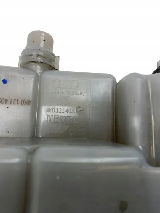 Audi A6 S6 C8 2018 Koelvloeistof expansievat OEM 4K0121405K image 6