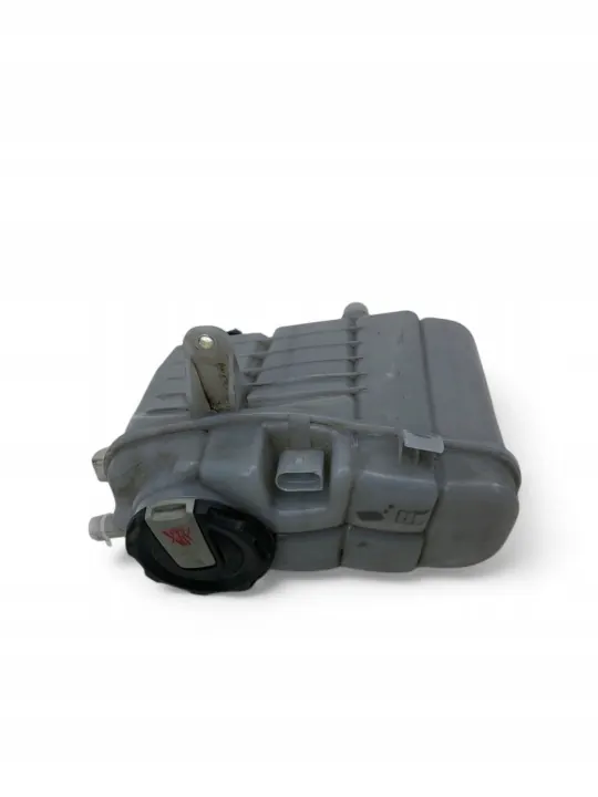 Audi A6 S6 C8 2018 Koelvloeistof expansievat OEM 4K0121405K image 9