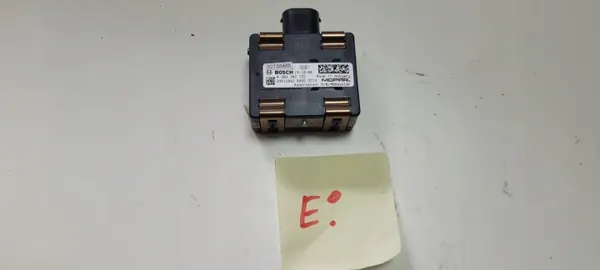 Fiat 500E Distronic-tutkasensori OEM 52138488 image 2