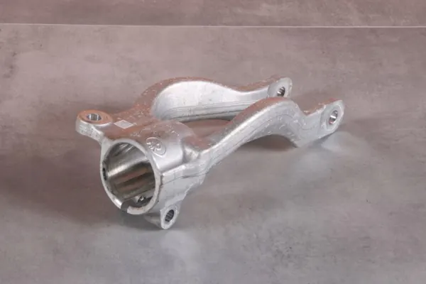 OEM 6865929 Vorderer Linker Stoßdämpferhalter BMW 5er image 3