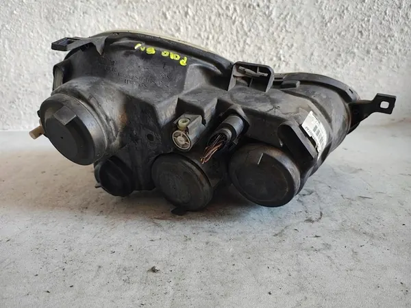 VOLKSWAGEN POLO 9N 02- Farol esquerdo EU 6Q1941007AF image 2