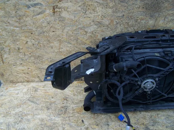 Suporte de radiador dianteiro Fiat Bravo II 1.6 JTD OEM image 3