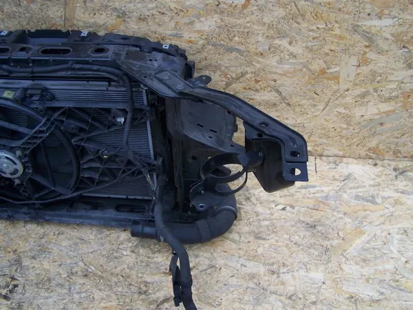 Suporte de radiador dianteiro Fiat Bravo II 1.6 JTD OEM image 4