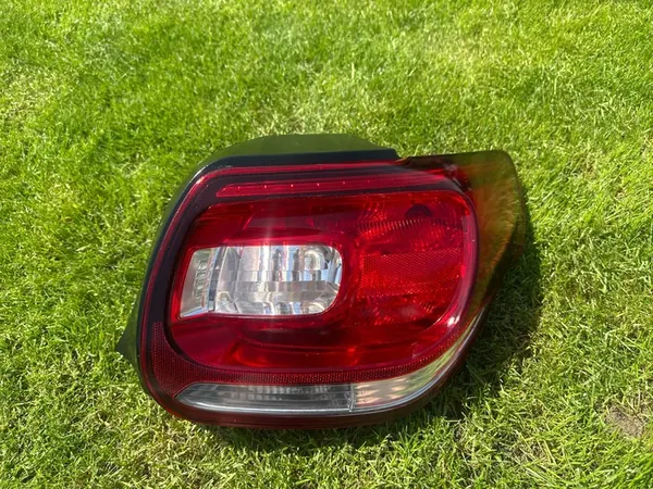 CITROEN DS3 10-14 Lámpara Completa Derecha Original 9676973380-00 image 2