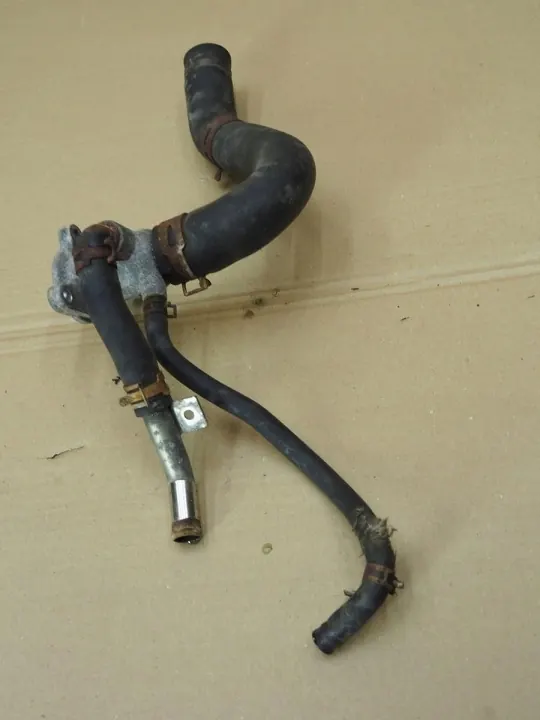 Coude de Durite d'Eau M16A pour Suzuki Vitara Liana 1.6 image 4
