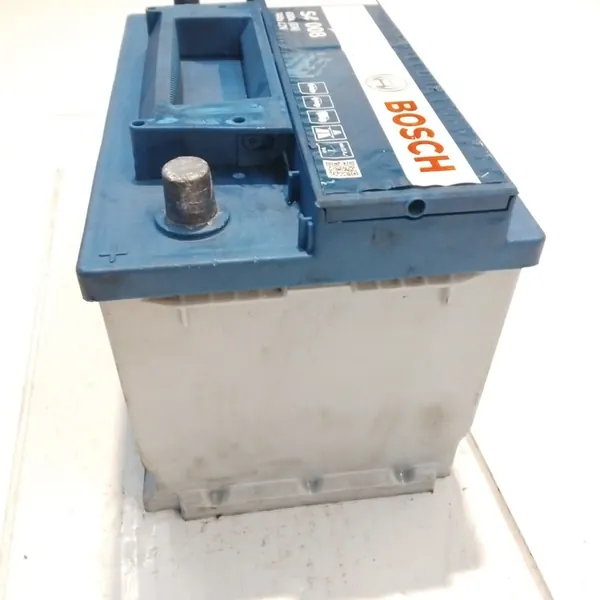 Batterie Bosch 12V 74Ah - 680A EN, Pôle droit + image 4