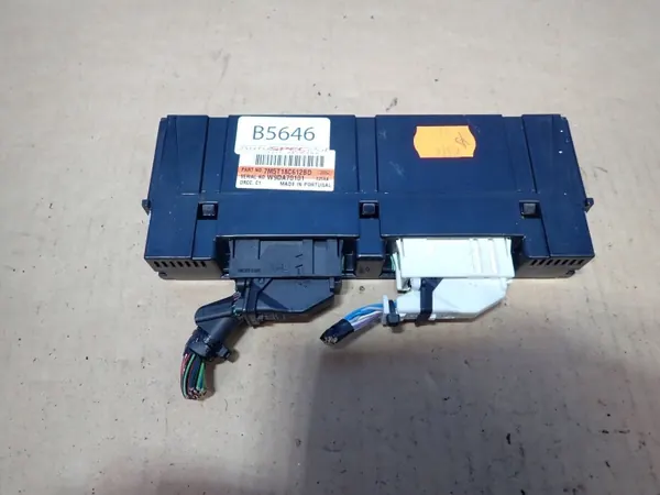 Ford Klimasteuergerät OEM 7M5T18C612BD image 2