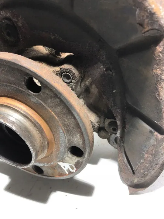 OEM 1K0407256AA Framhjulsnav Höger Sida image 10