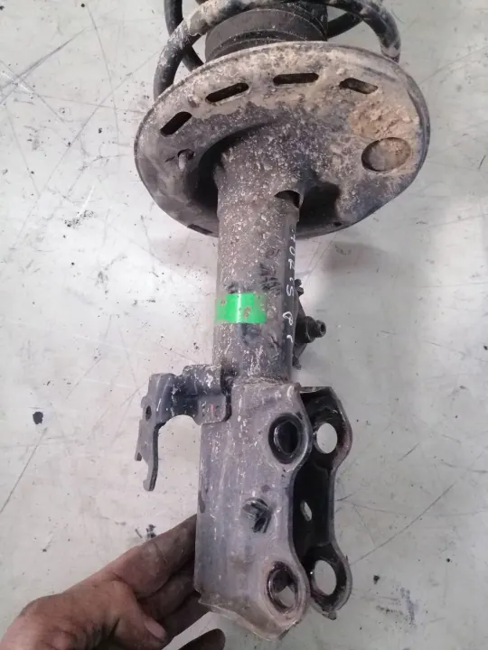 Fram höger stötdämpare OEM XRA4584 för Toyota Auris II image 4
