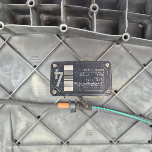 OEM 9671M0010 Citroen Lattiapaneeli Sensoreilla image 6