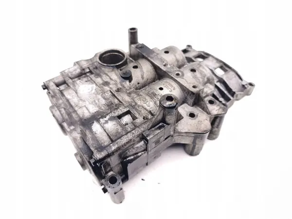 Pompe à huile OEM 6170453 pour Hyundai Santa Fe III image 4