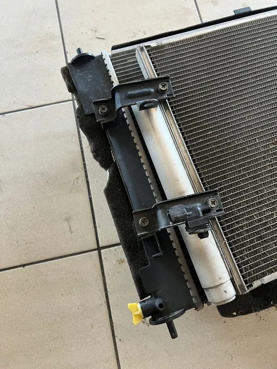 Conjunto de Radiador + Ventilador SUBARU BRZ TOYOTA GT 86 12- 2.0 OEM image 3