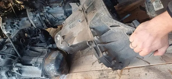 Täydellinen vaihteisto Renault Clio II 2001 image 3