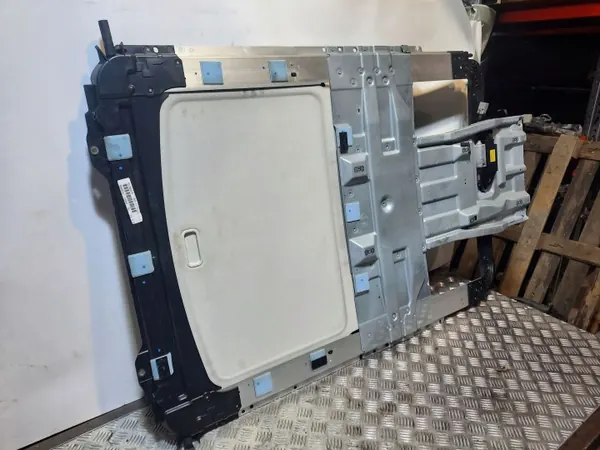 Techo solar Volkswagen Routan OEM 504696715 completo image 3