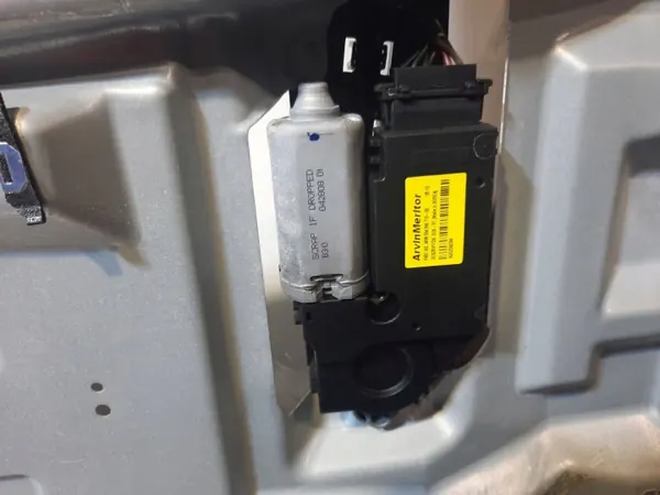 Techo solar Volkswagen Routan OEM 504696715 completo image 5