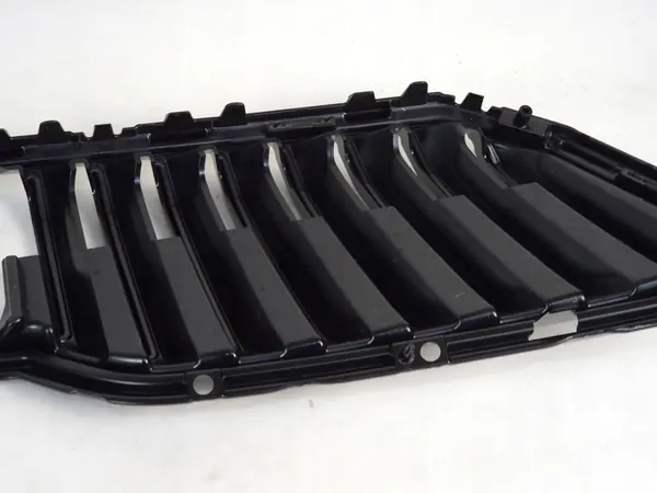 SKODA SUPERB 3 Grill Center Frame 3V0853653B Chrome L&K image 9