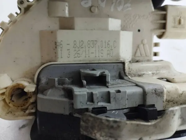 Höger dörrlås Audi A7 S7 4G 2011 image 5