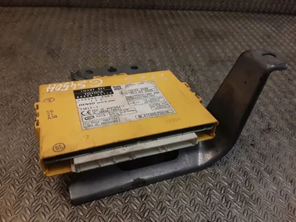 Módulo sin llave Lexus OEM 8999030114 - Usado image 2