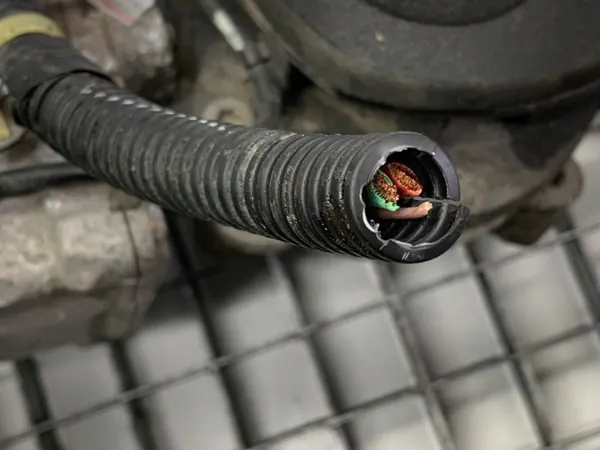Crémaillère de direction OEM 9832064180 pour Citroen C4 Cactus image 5