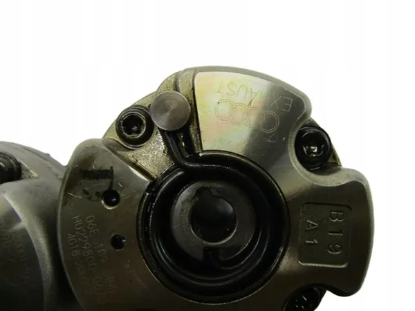 OEM 06E109084E Polea de escape Audi A6 C6 image 3