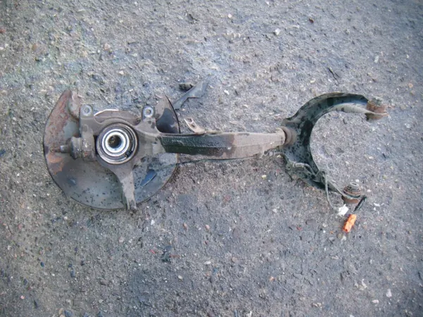 Honda Accord 7 VII Lift 05- 2.0 B oikea etutankosauva image 3