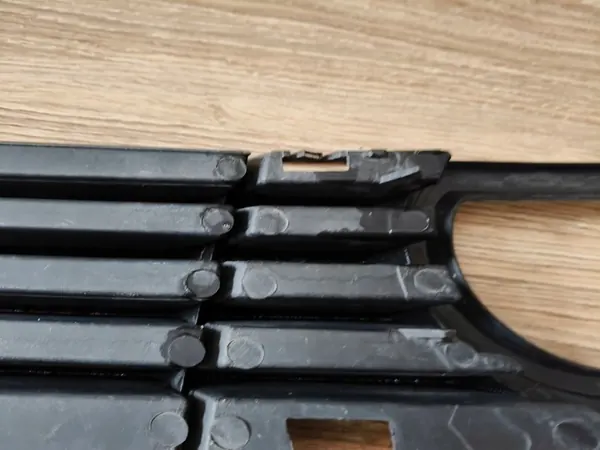 Audi Stoßfängergitter OEM 4E0807682AD01C - Gebraucht image 4