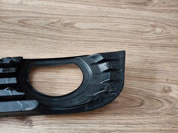Audi Stoßfängergitter OEM 4E0807682AD01C - Gebraucht image 6