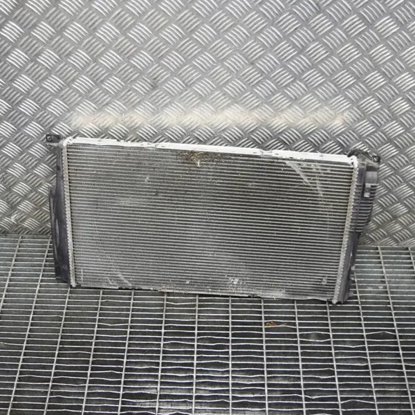 BMW 2 Coupe F22 F87 Koeler 2016 OEM 15272311 image 3